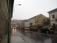 Traffico intasato a Senigallia per via della pioggia
