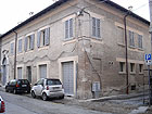 L’edificio di via Cavallotti a Senigallia