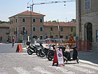 Via gli scooter da piazza Saffi