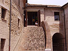 L’ingresso della biblioteca comunale di Senigallia